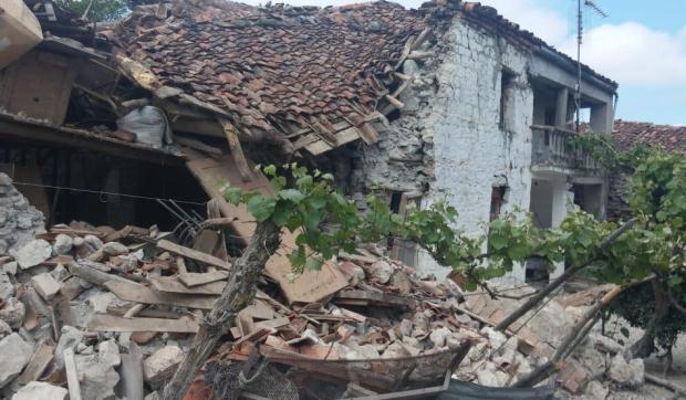 Demtimi i banesave ne fshat: 20 mln leke per cdo familje qe e rregullon vete shtepine